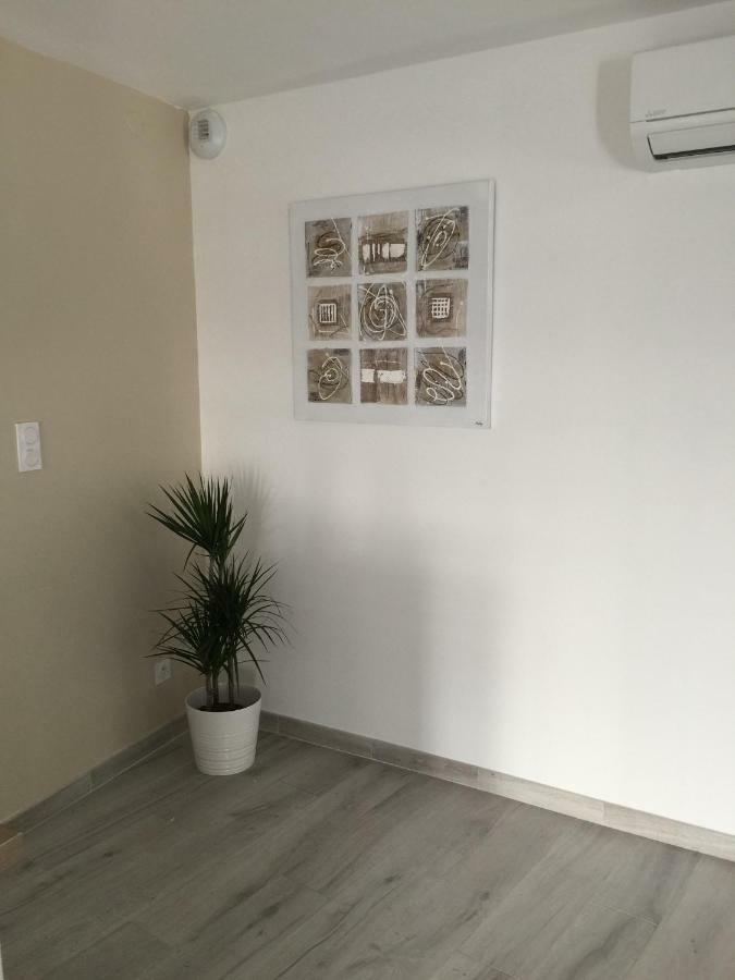 Appartement L'Islois L'Isle-sur-la-Sorgue Exterior photo